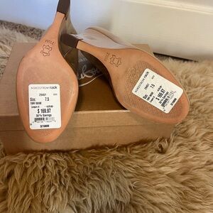 Tory Burch Women's Beige Heels